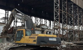 Демонтаж ангаров в Новом Уренгое под ключ - стоимость от 1555 руб. | 2Землекопа-Нвг